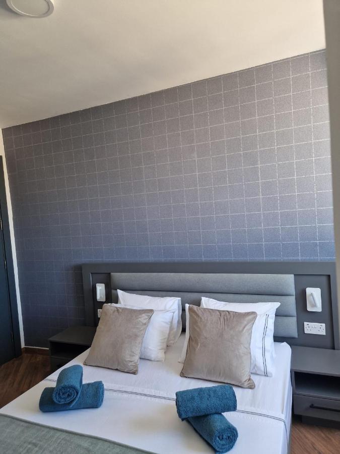 Korzo Luxury Penthouse With Pool * Msida