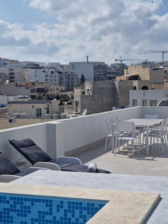 Korzo Luxury Penthouse With Pool