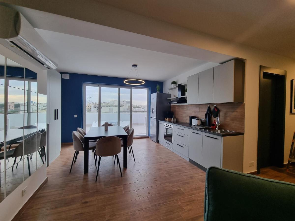 Korzo Luxury Penthouse With Pool Msida