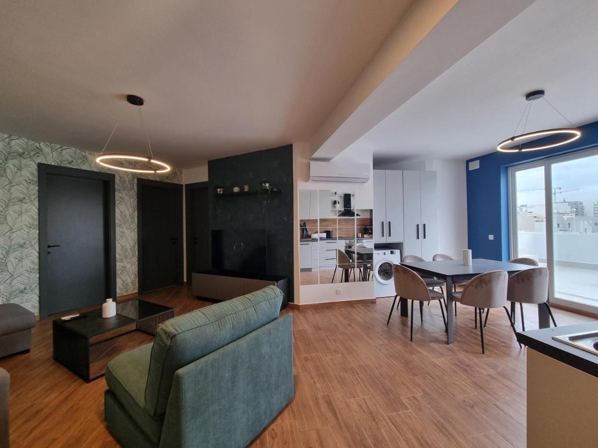 Apartment Korzo Luxury Penthouse With Pool